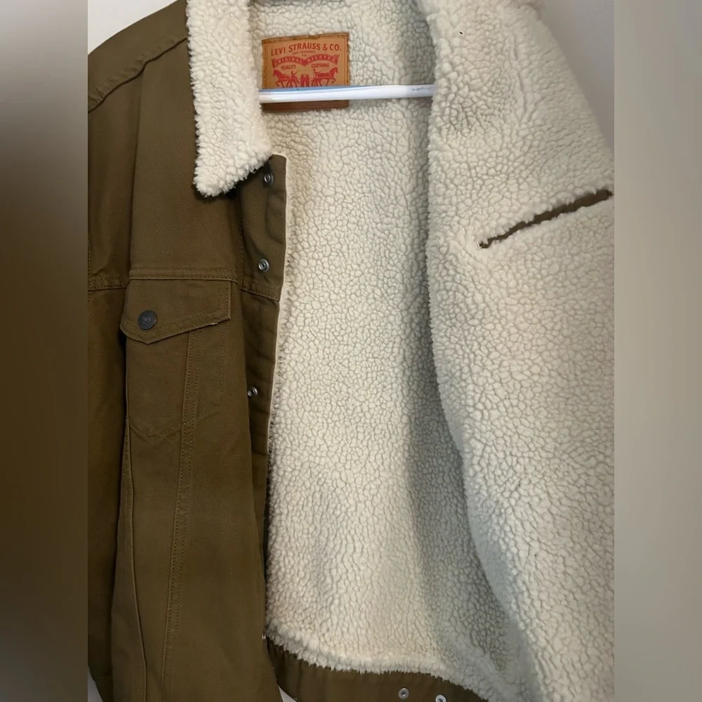 Levi's Classic Khaki Tan Brown Sherpa-Lined Trucker Jacket Men’s XL - Picture 5 of 9